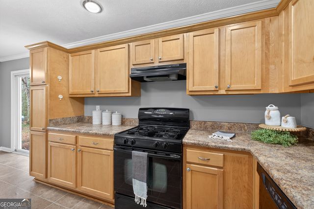 11 Johnston Road, Griffin, GA 30224