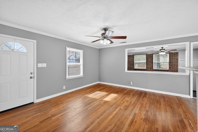 11 Johnston Road, Griffin, GA 30224