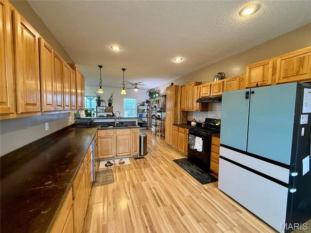 20754 State Highway 6, Lewistown, MO 63452