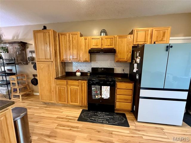 20754 State Highway 6, Lewistown, MO 63452