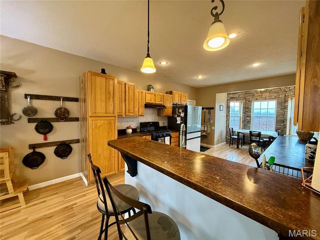 20754 State Highway 6, Lewistown, MO 63452