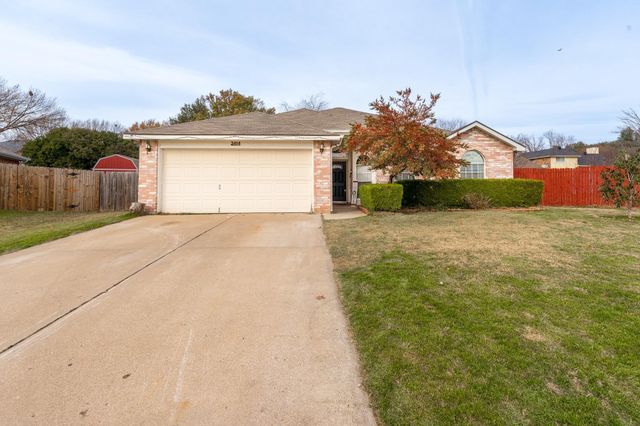 2414 Coventry Court, Grand Prairie, TX 75052