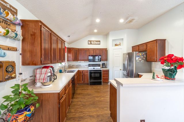 2414 Coventry Court, Grand Prairie, TX 75052