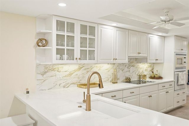 5780 MIDNIGHT PASS ROAD 407, Sarasota, FL 34242