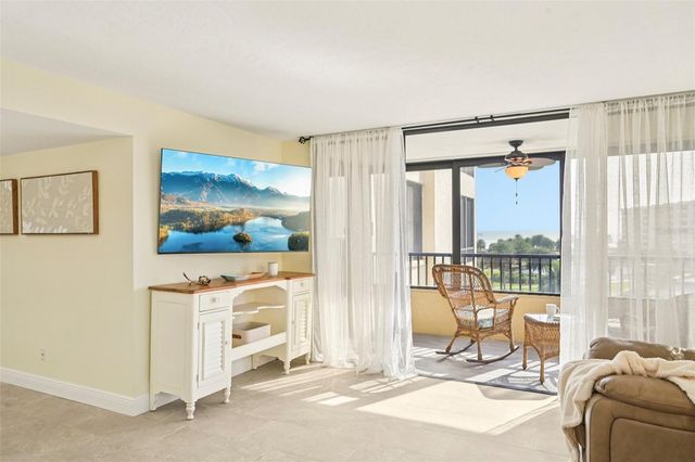 5780 MIDNIGHT PASS ROAD 407, Sarasota, FL 34242
