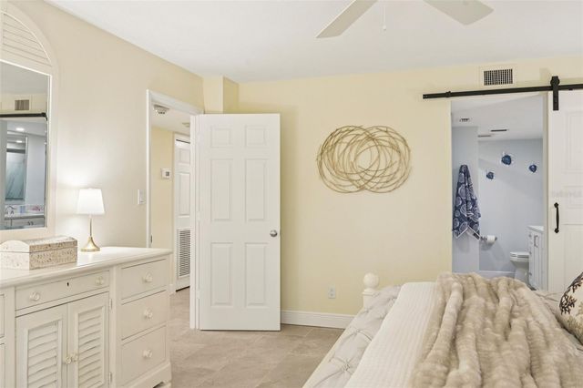 5780 MIDNIGHT PASS ROAD 407, Sarasota, FL 34242