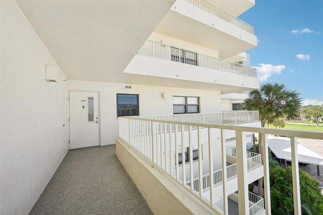 5780 MIDNIGHT PASS ROAD 407, Sarasota, FL 34242