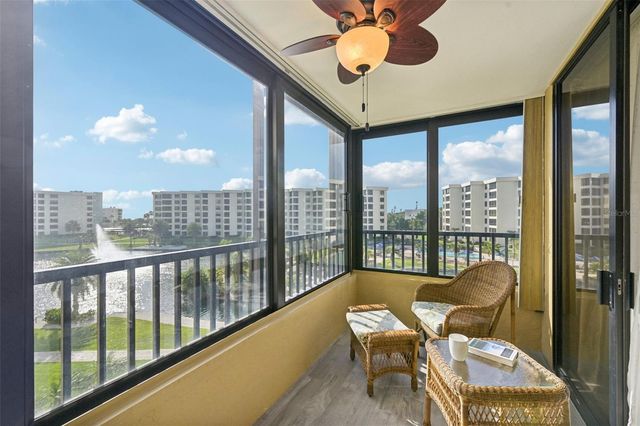 5780 MIDNIGHT PASS ROAD 407, Sarasota, FL 34242