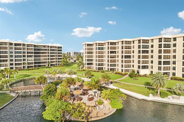 5780 MIDNIGHT PASS ROAD 407, Sarasota, FL 34242