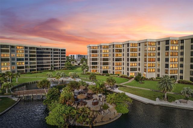 5780 MIDNIGHT PASS ROAD 407, Sarasota, FL 34242
