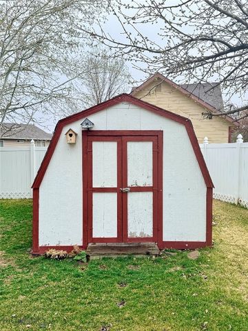 1109 W Central, Belgrade, MT 59714