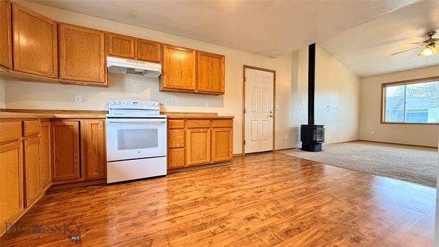 1109 W Central, Belgrade, MT 59714