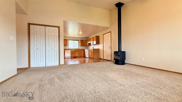 1109 W Central, Belgrade, MT 59714