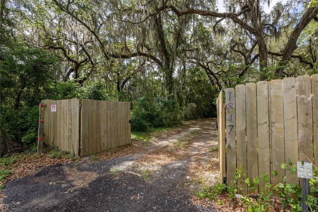 1847 STATE ROAD 20, Hawthorne, FL 32640