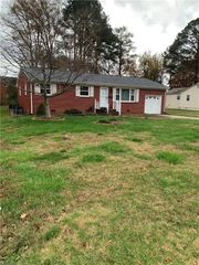 800 Old Oyster Point RD, Newport News, VA 23602