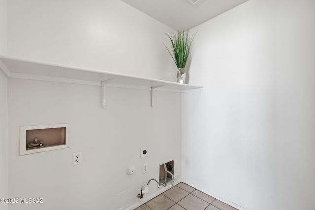 5479 W Silent Dove Way, Marana, AZ 85653