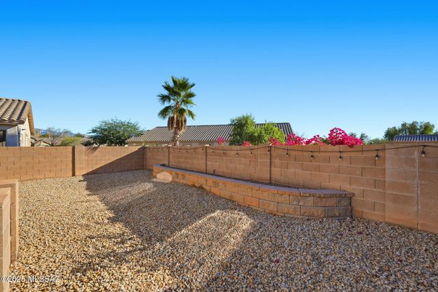 5479 W Silent Dove Way, Marana, AZ 85653