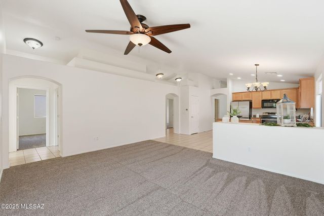 5479 W Silent Dove Way, Marana, AZ 85653