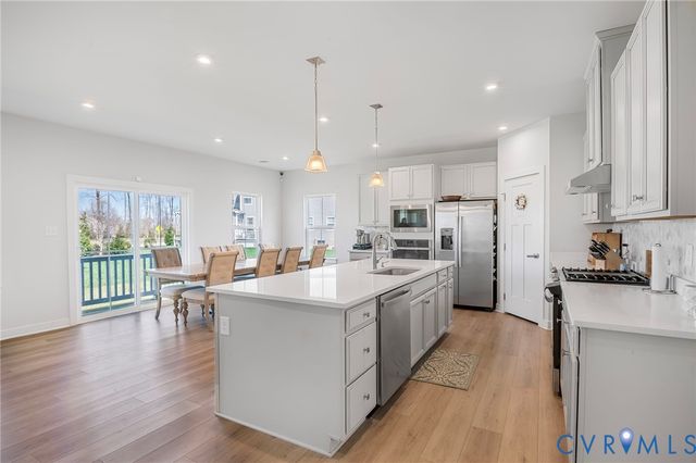 1600 Almer Ct, Chester, VA 23836