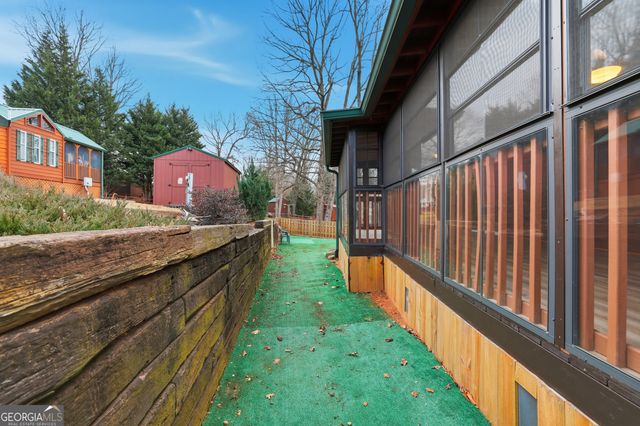 96 Stag Leap Drive, Cleveland, GA 30528