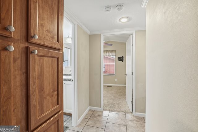 96 Stag Leap Drive, Cleveland, GA 30528