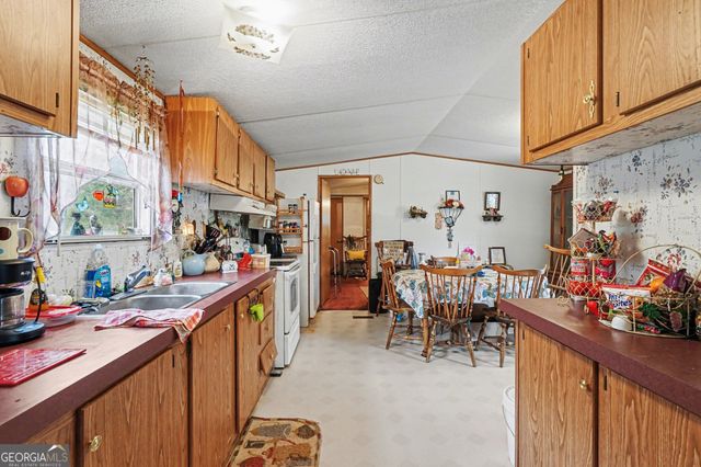 3334 Cherokee Road, Comer, GA 30629