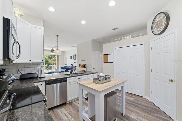 18930 NARIMORE DRIVE, Land O Lakes, FL 34638