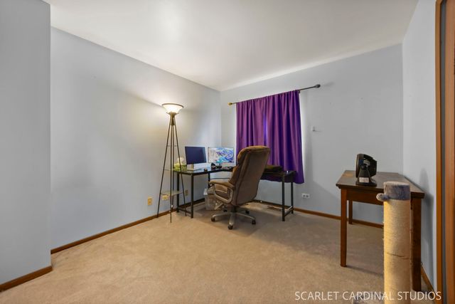 980 Oakland Lane, Aurora, IL 60504