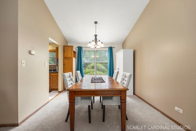 980 Oakland Lane, Aurora, IL 60504