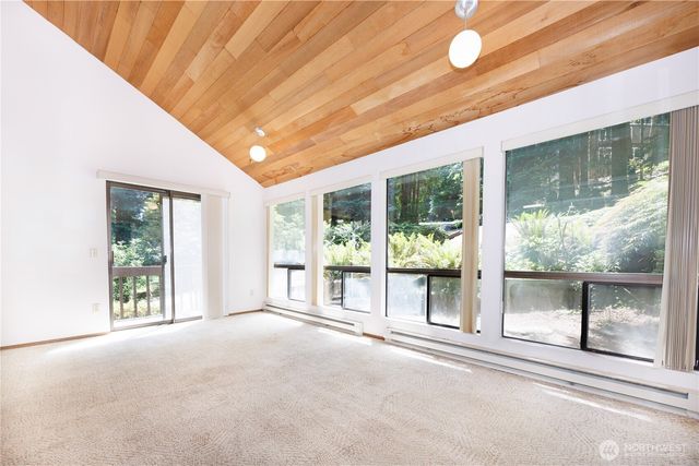 9 Sudden Valley Drive, Bellingham, WA 98229