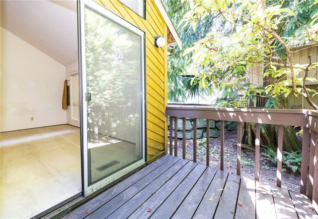 9 Sudden Valley Drive, Bellingham, WA 98229