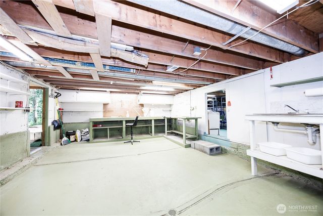 9 Sudden Valley Drive, Bellingham, WA 98229