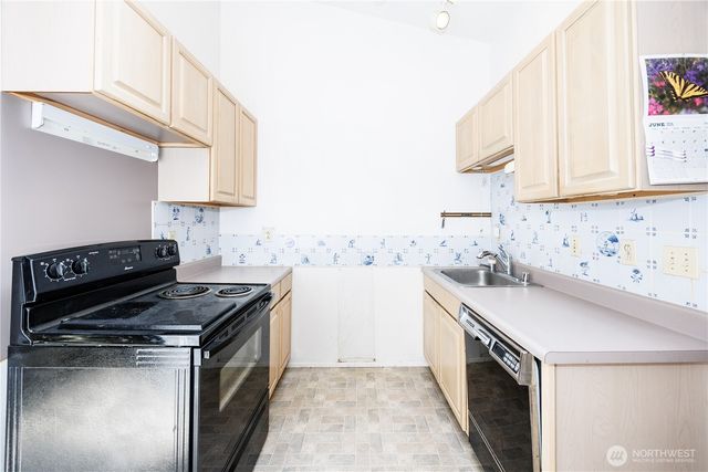 9 Sudden Valley Drive, Bellingham, WA 98229