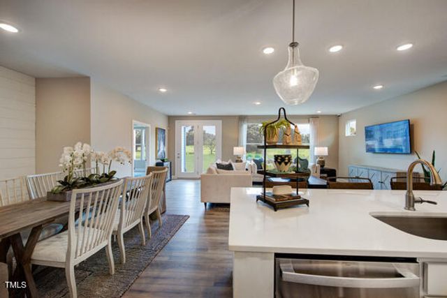 2014 Kapalua Way 194, Durham, NC 27703