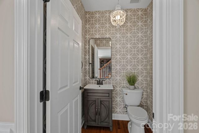 817 Wheatfield Drive, Waxhaw, NC 28173