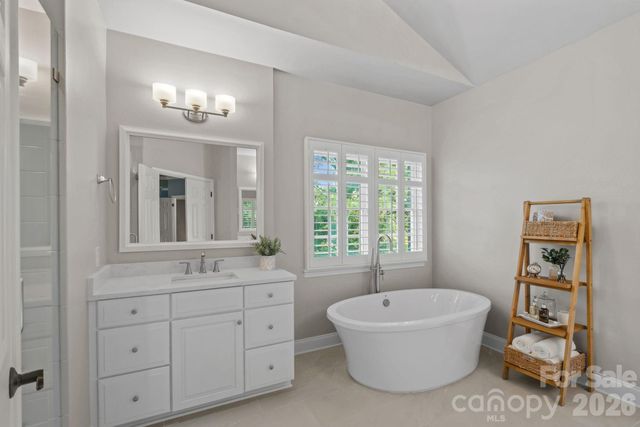 817 Wheatfield Drive, Waxhaw, NC 28173