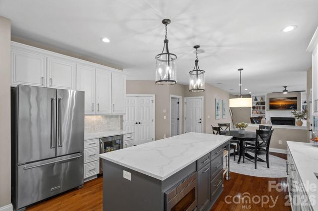 817 Wheatfield Drive, Waxhaw, NC 28173
