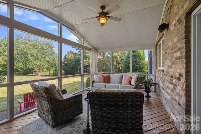 817 Wheatfield Drive, Waxhaw, NC 28173