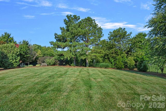 817 Wheatfield Drive, Waxhaw, NC 28173
