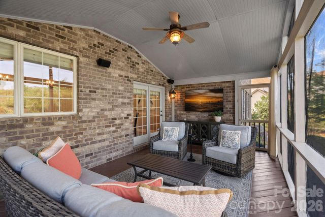817 Wheatfield Drive, Waxhaw, NC 28173