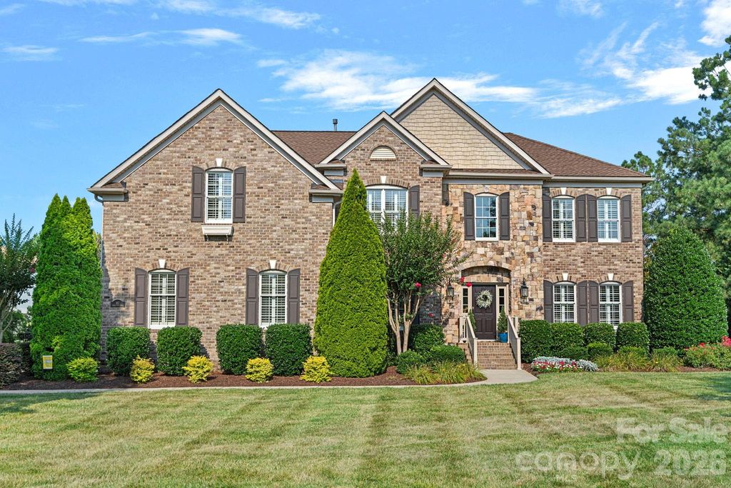 817 Wheatfield Drive, Waxhaw, NC 28173