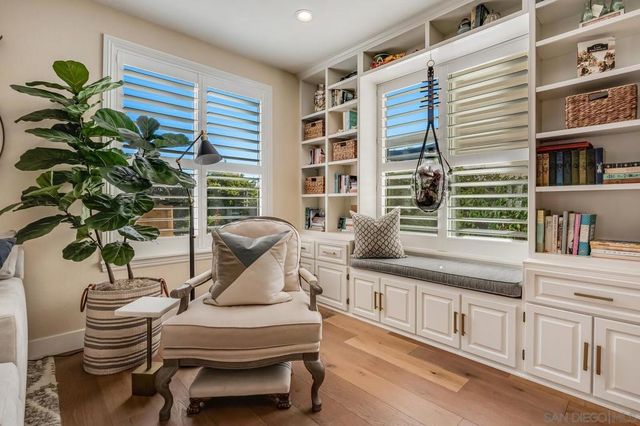 7794 Calle Mejor, Carlsbad, CA 92009