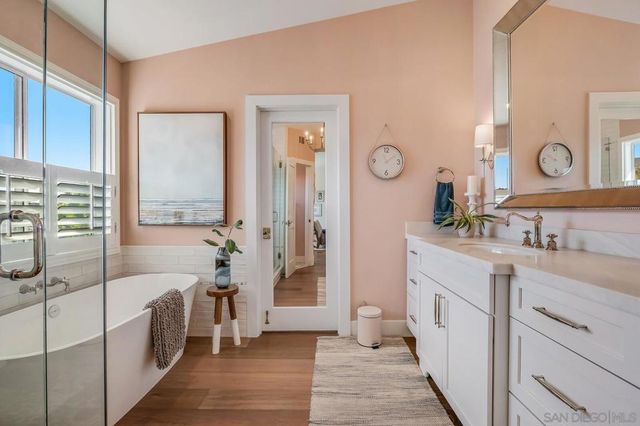 7794 Calle Mejor, Carlsbad, CA 92009