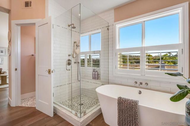 7794 Calle Mejor, Carlsbad, CA 92009