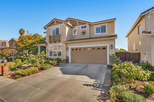 7794 Calle Mejor, Carlsbad, CA 92009