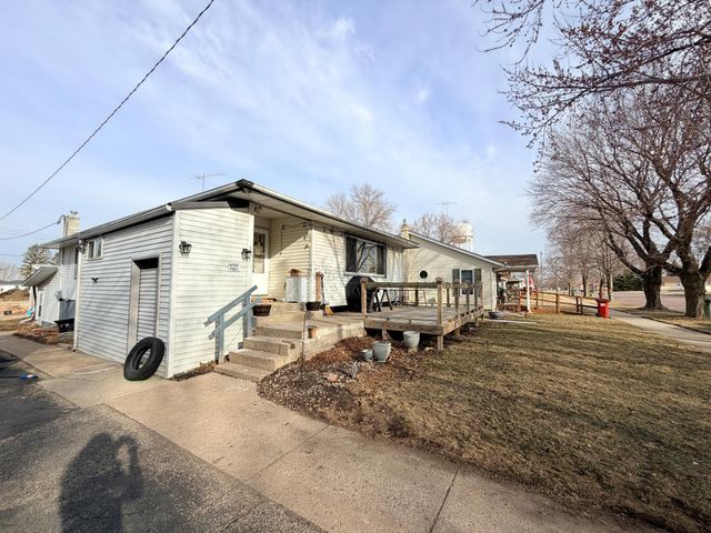 211 S Lafayette Avenue S, Fulda, MN 56131