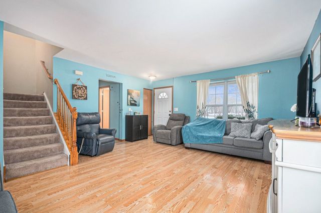 1137 S Wabena Avenue, Minooka, IL 60447