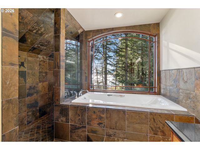 47742 STATE HWY 14, Stevenson, WA 98648