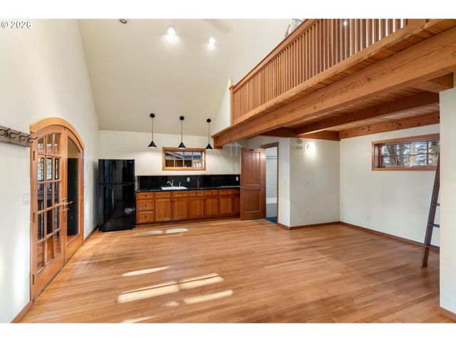 47742 STATE HWY 14, Stevenson, WA 98648