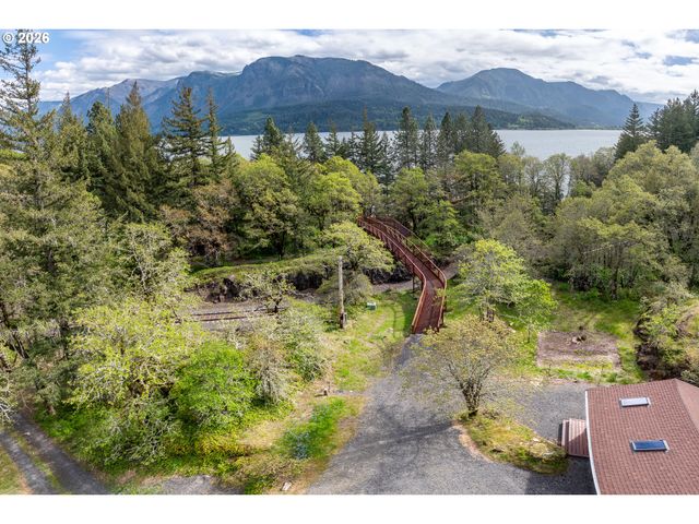 47742 STATE HWY 14, Stevenson, WA 98648